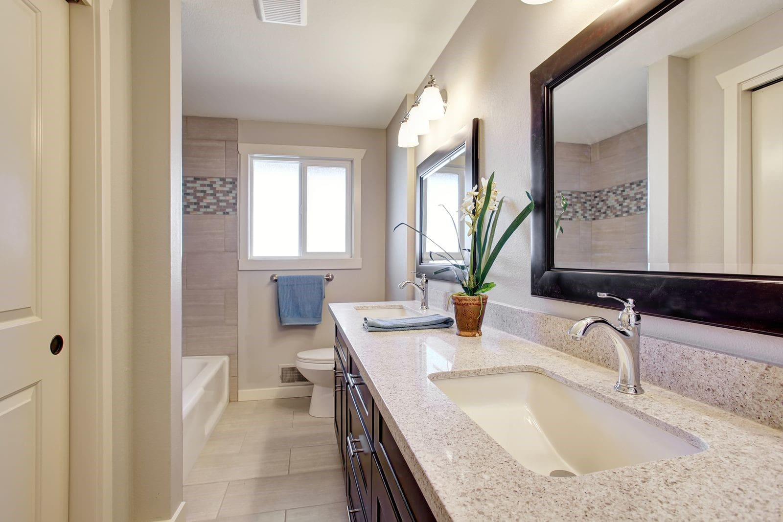 Top Bath Design Trends as Cited by a Bathroom Remodeling Contractor