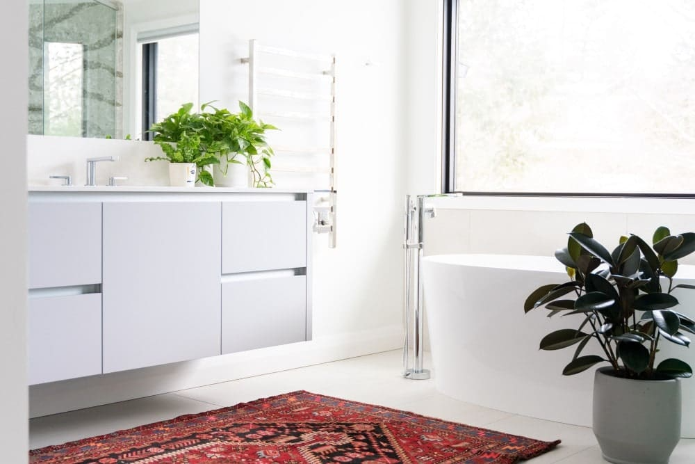 Minimalist Bathroom Remodeling Project with Natural Design Elements